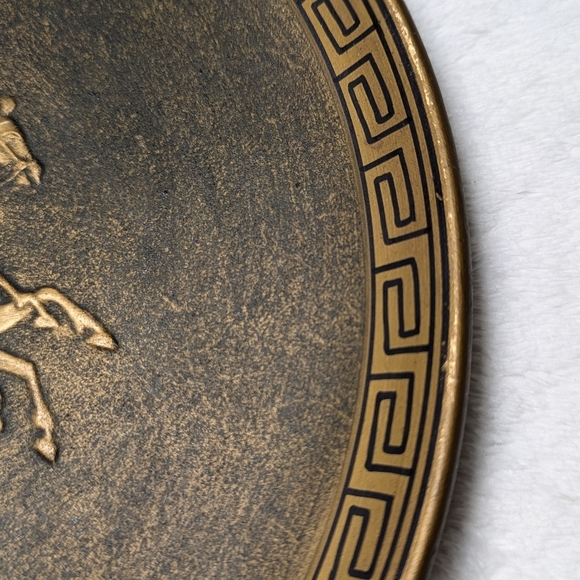 Vintage 1950's Greek Chariot Raised Motif - Greek Pottery Decorative Plate - Picture 10 of 12